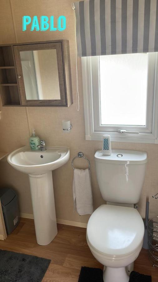 ריל Towyn Six Berth En Suite Caravan מראה חיצוני תמונה