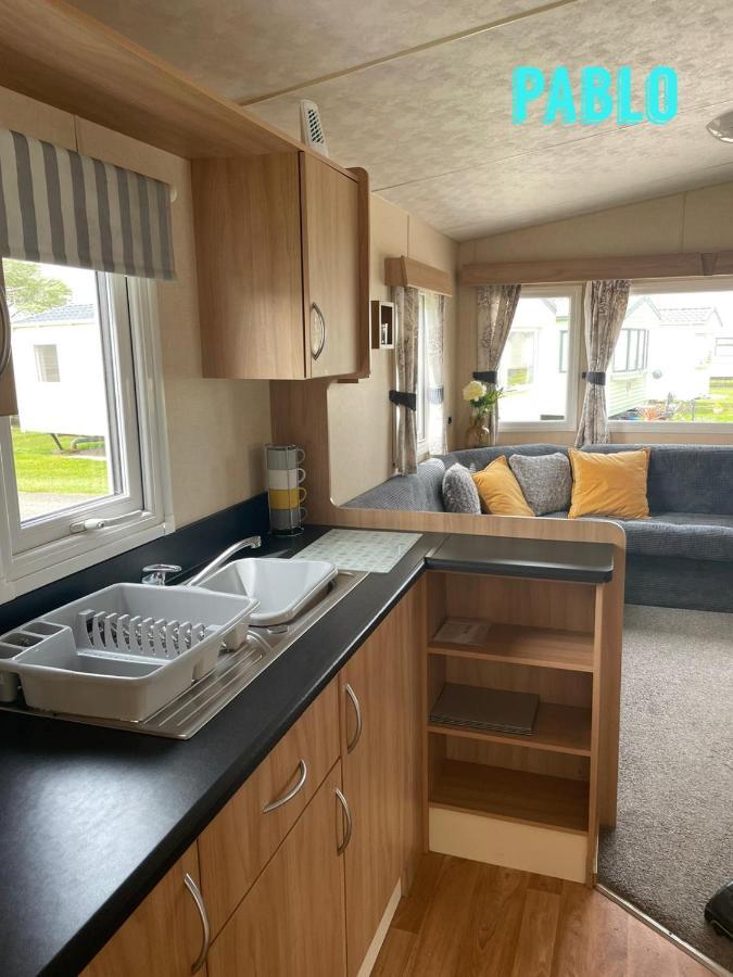 ריל Towyn Six Berth En Suite Caravan מראה חיצוני תמונה